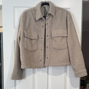 Vuori Women's Sycamore Short Shirt Jacket